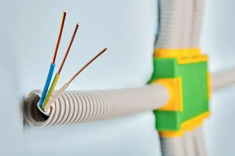 O que é: Conduíte 2 conduítes elétrico