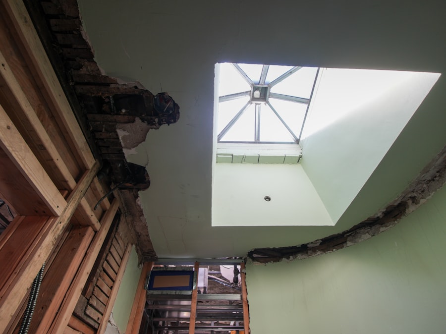 Manutenção Elétrica em Áreas Comuns de Prédios 2