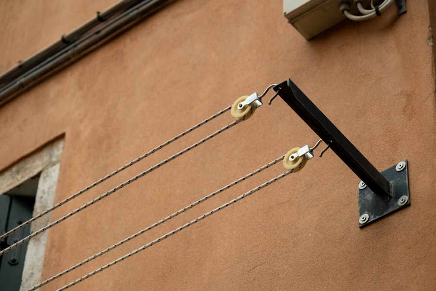 Instalação de Canaletas Elétricas Prediais 1 Electrical-cable trunking installation